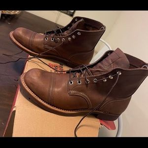 Red wings size10